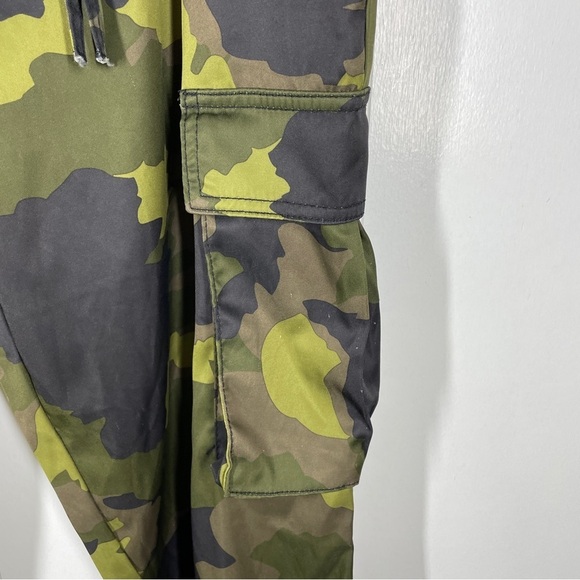 Wild Fable Green Camo Satin Jogger Pants Plus Size 14W - Picture 5 of 7